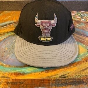 Really Clean New Era NBA Chicago Bulls Jordan 7 Bordeaux Fitted Hat Size 7 1/4